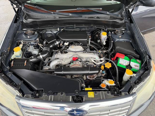 Used 2010 Subaru Forester 2.5X Limited w/ Popular Equipment Group 4B AWD/4WD image 8