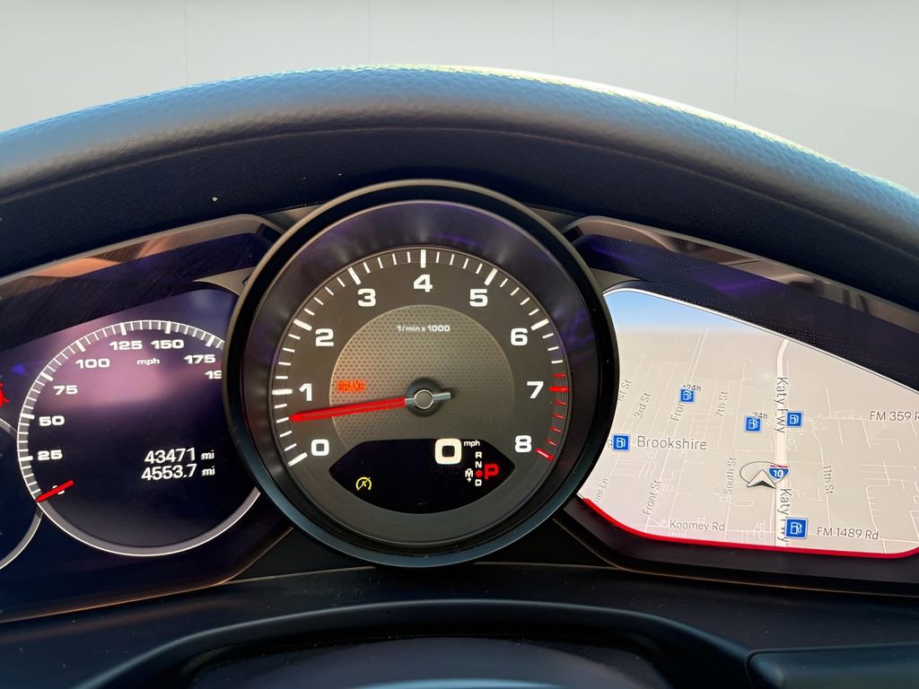 Used 2022 Porsche Panamera Platinum Edition image 18