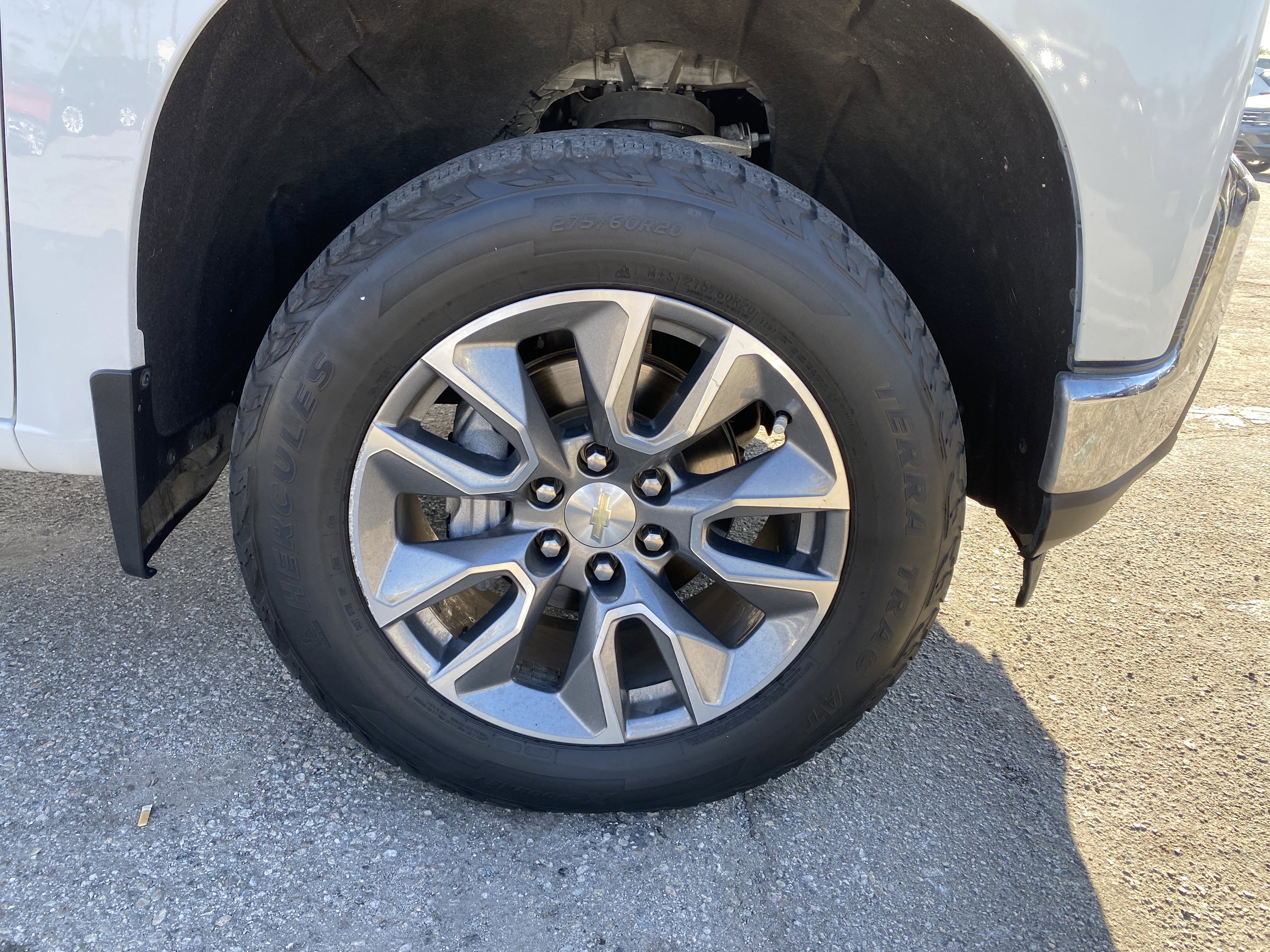 Used 2020 Chevrolet Silverado 1500 LT w/ LT Value Package image 24