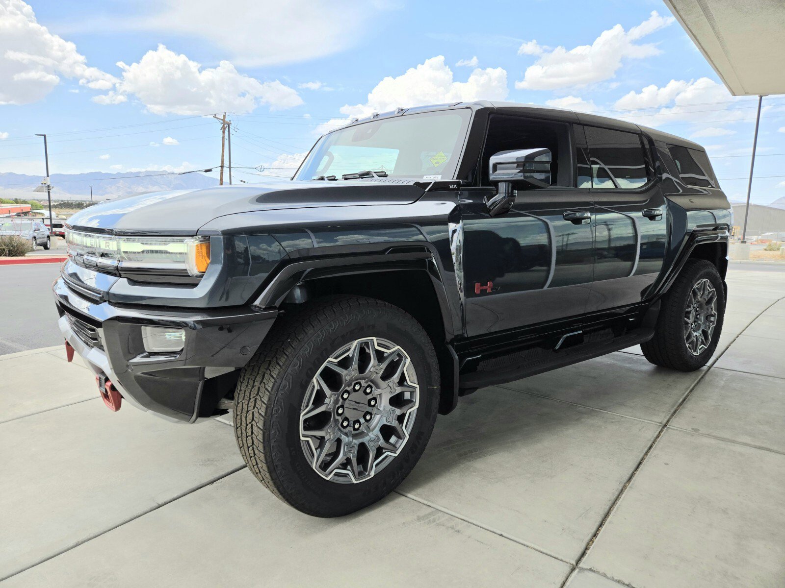 New 2025 GMC Hummer EV 2X w/ LPO, Sport Package image 2
