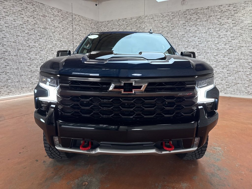 Used 2023 Chevrolet Silverado 1500 ZR2 w/ Technology Package image 3