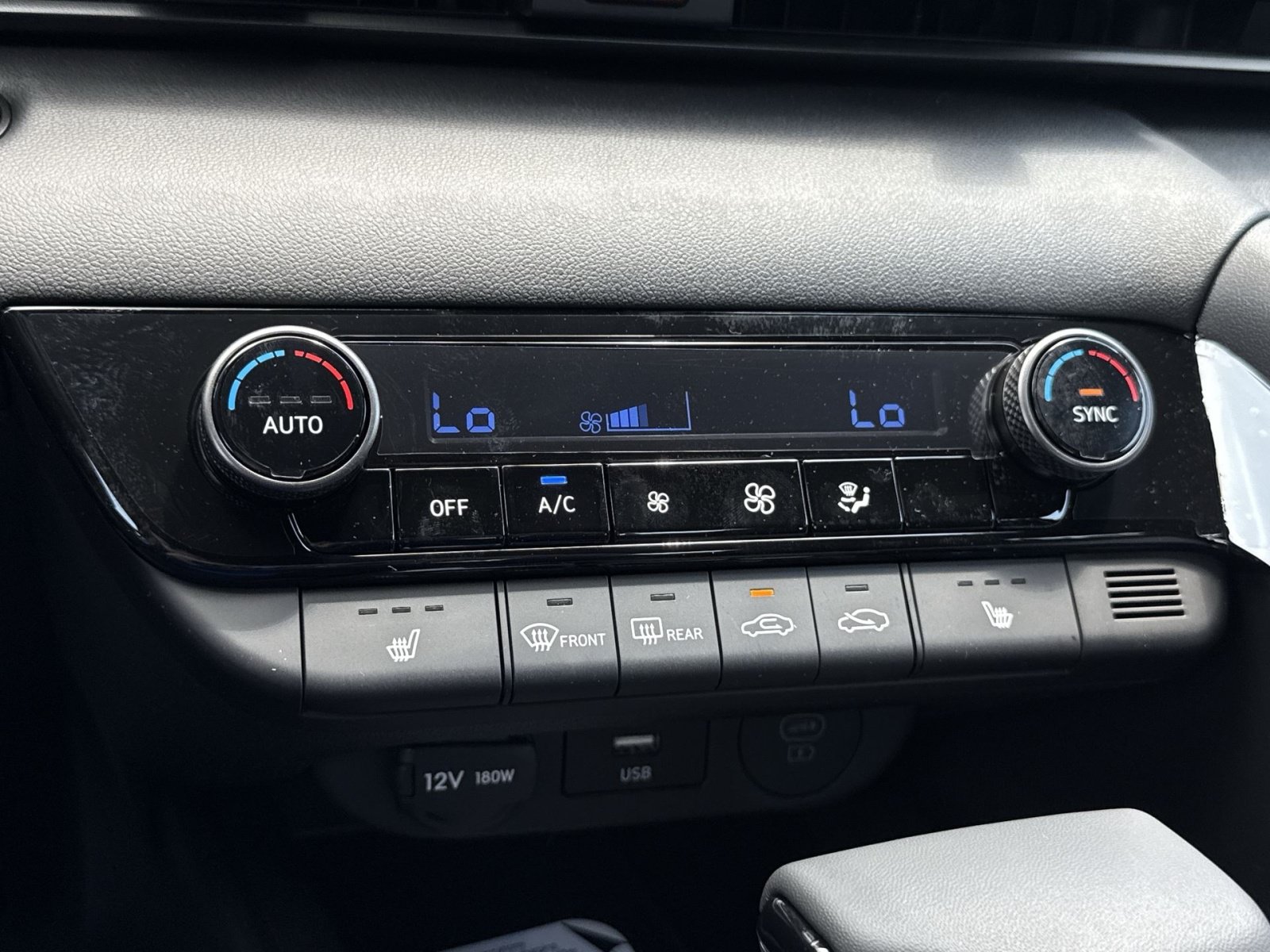 New 2026 Hyundai Elantra SEL Sport Premium FWD image 21