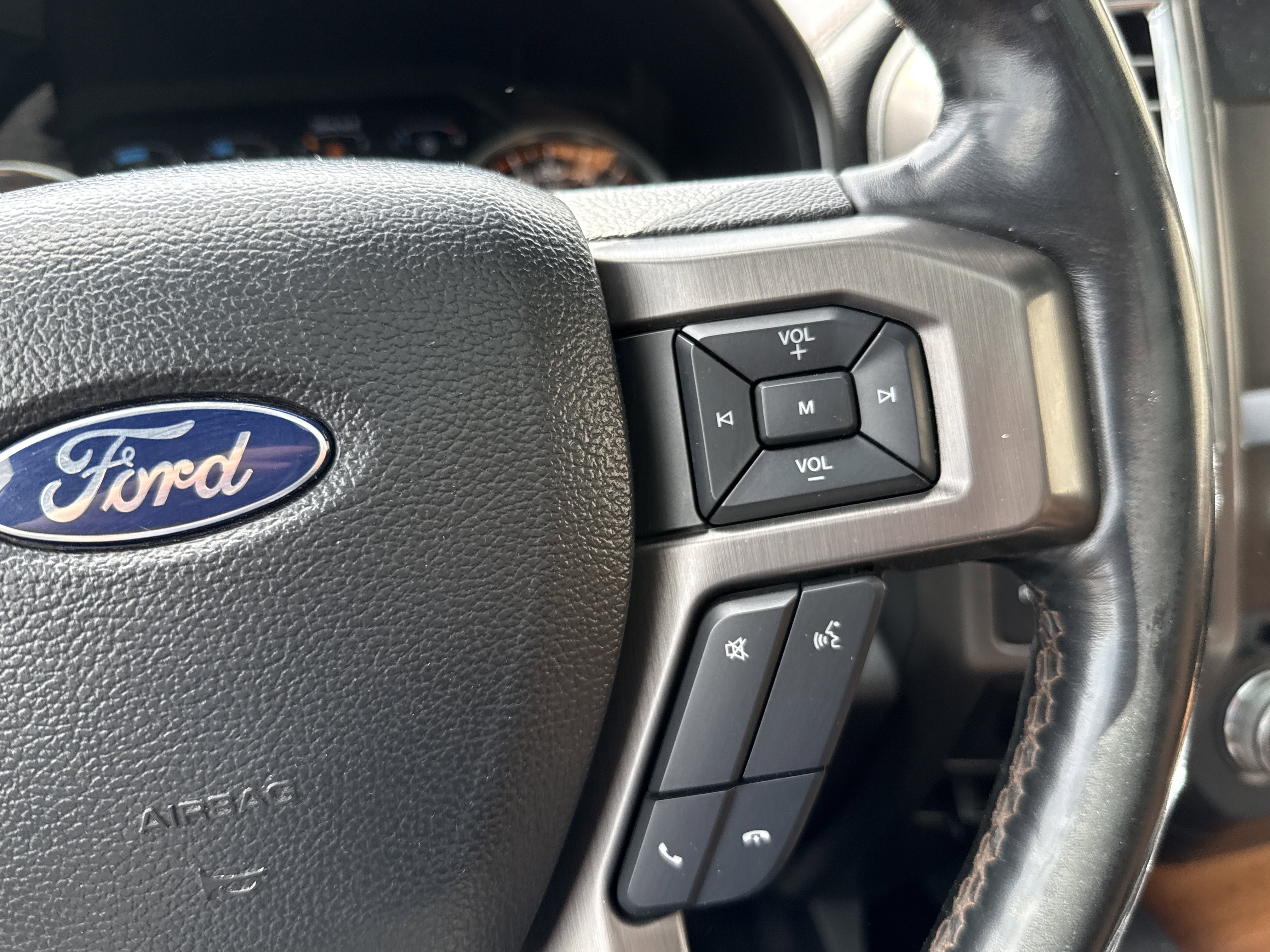 Used 2016 Ford F150 Limited AWD/4WD image 21