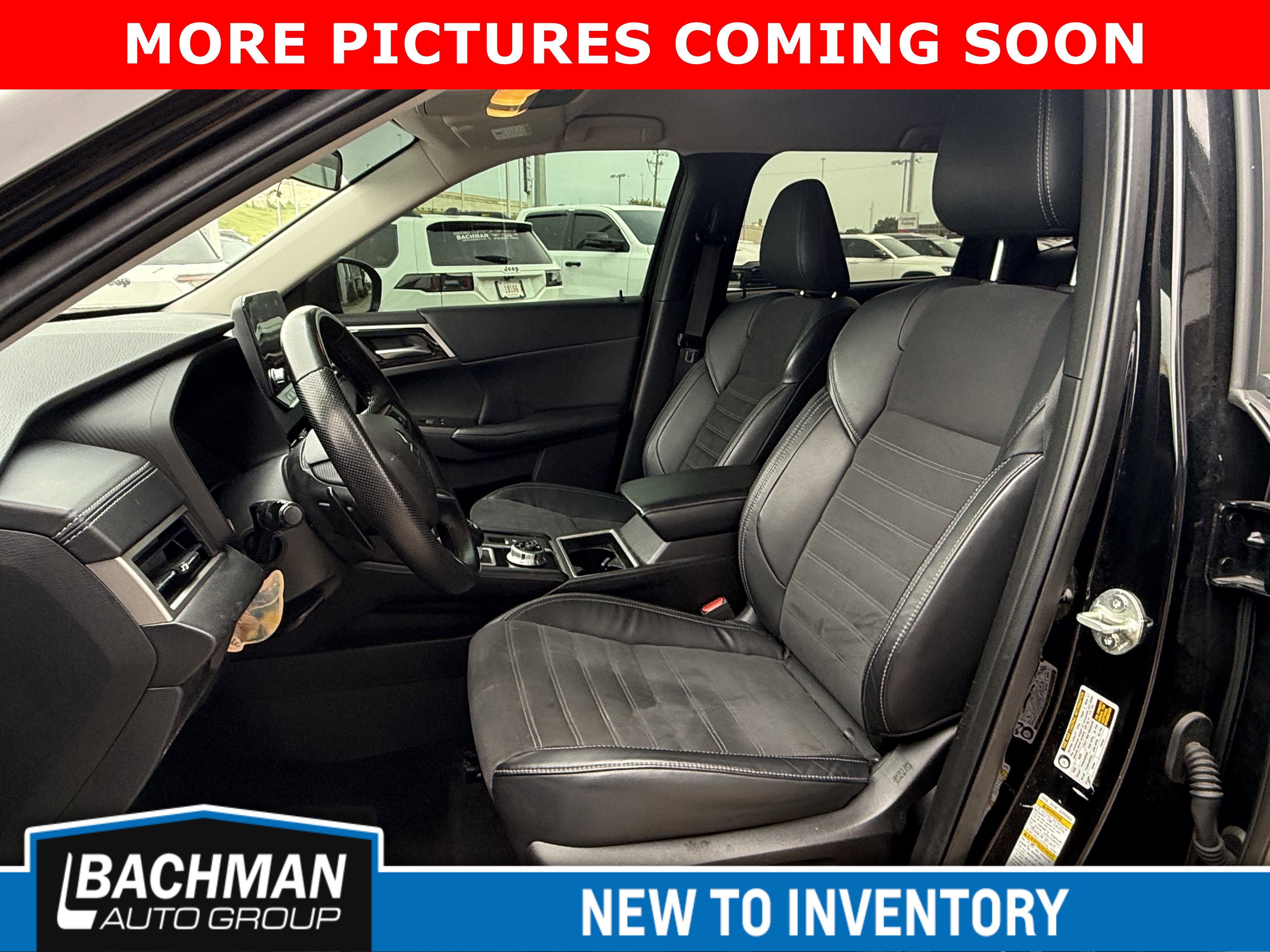 Used 2022 Mitsubishi Outlander SE AWD/4WD image 6