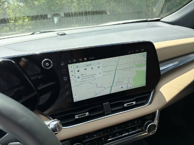 Certified 2025 Chevrolet Equinox ACTIV w/ Safety and Technology Package FWD image 26
