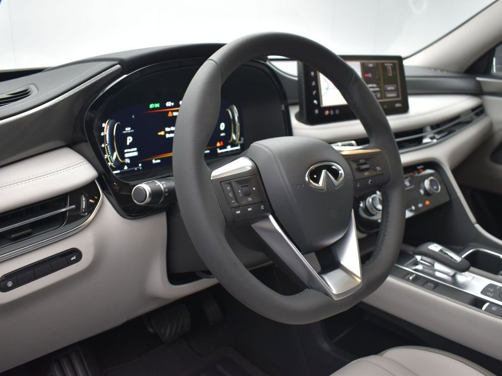 Used 2026 INFINITI QX60 Pure w/ Cargo Package FWD image 12