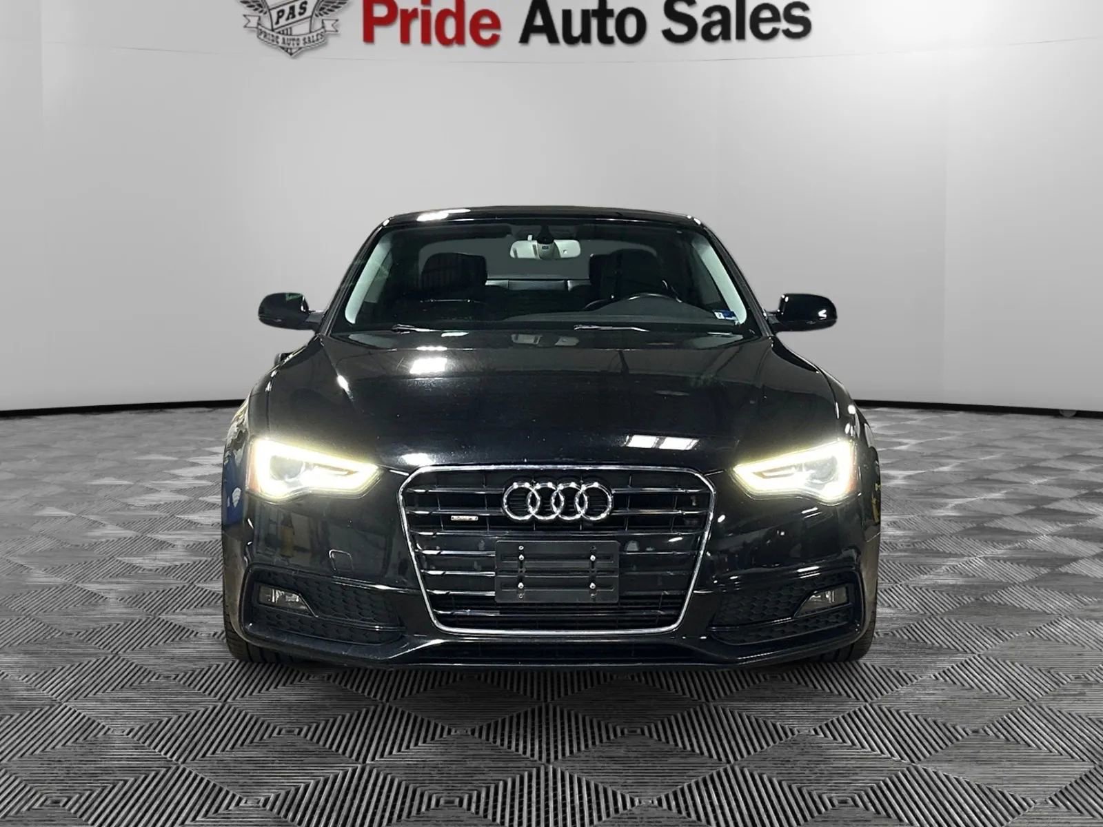 Used 2016 Audi A5 2.0T Premium Plus w/ Technology Package image 2
