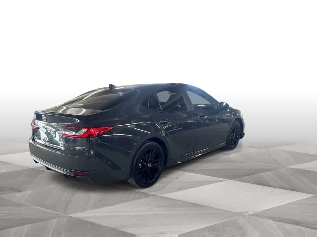Used 2025 Toyota Camry SE FWD image 8