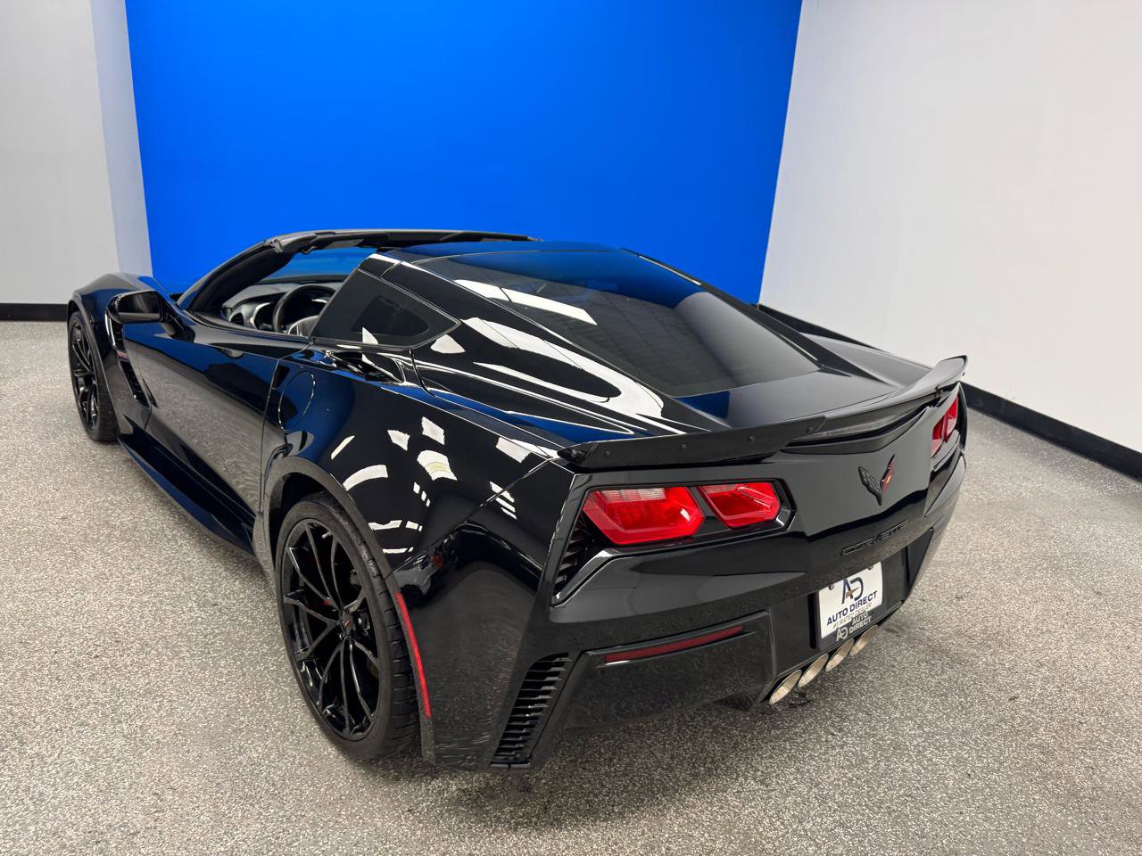 Used 2019 Chevrolet Corvette Grand Sport w/ Carbon Flash Badge Package RWD image 8