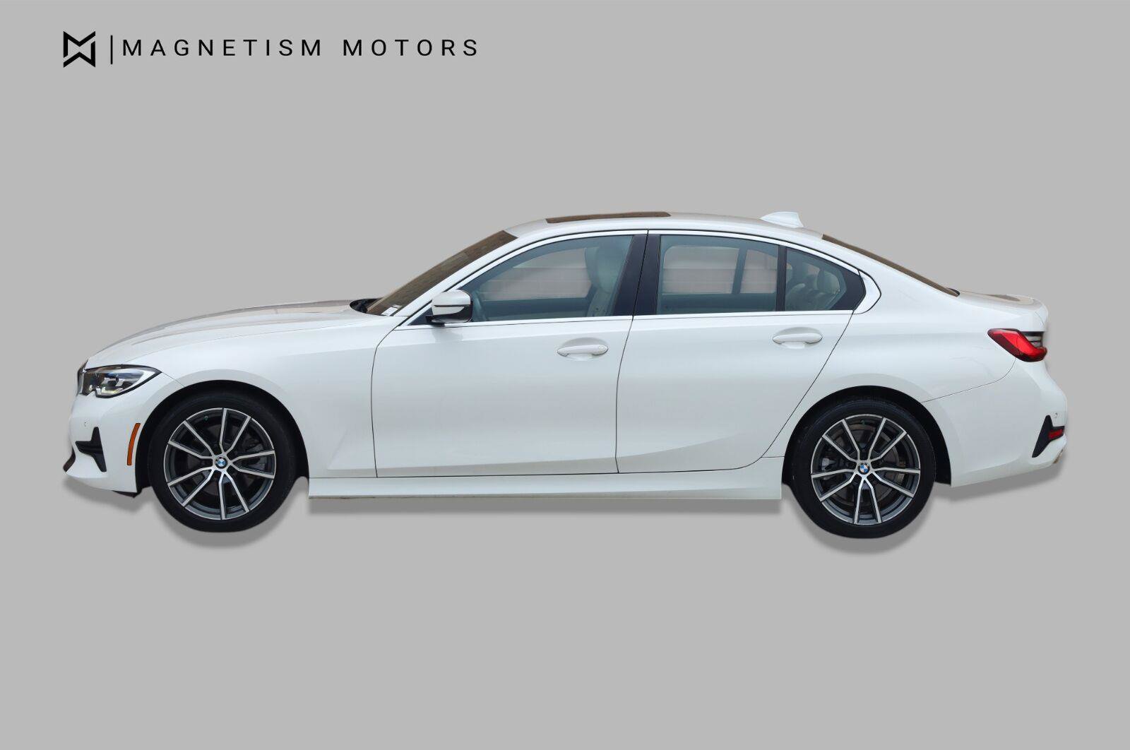 Used 2020 BMW 330i Sedan w/ Premium Package RWD image 2