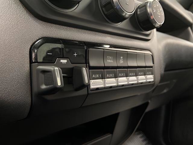 New 2024 RAM 3500 Tradesman image 24