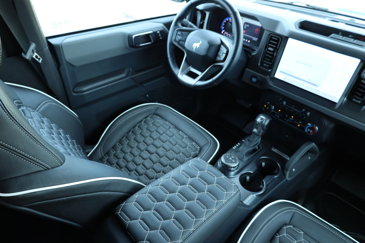 Used 2024 Ford Bronco Big Bend image 9