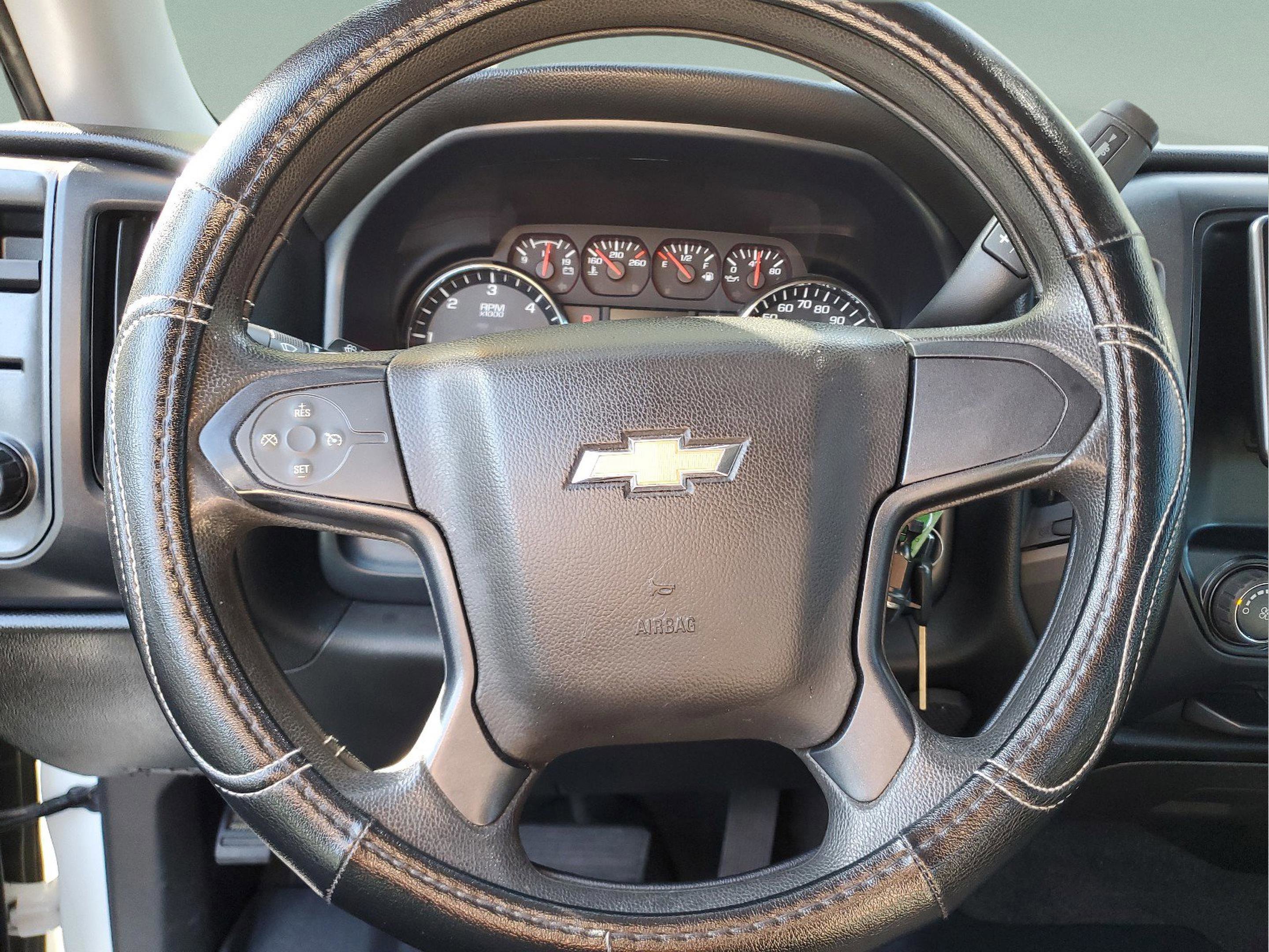 Used 2018 Chevrolet Silverado 1500 Custom w/ Custom Value Package image 16