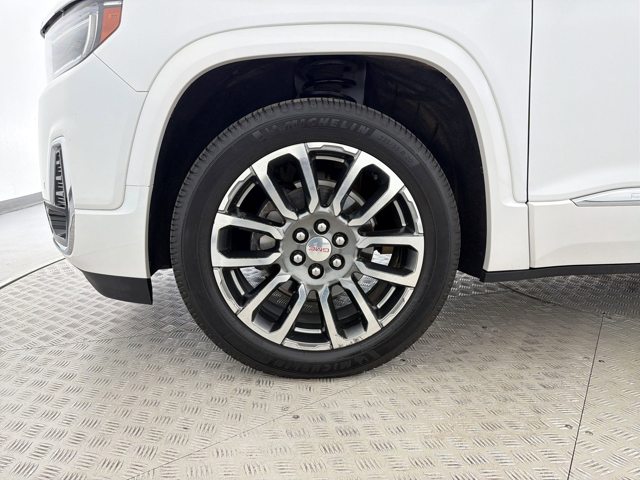 Used 2020 GMC Acadia Denali w/ Technology Package image 11