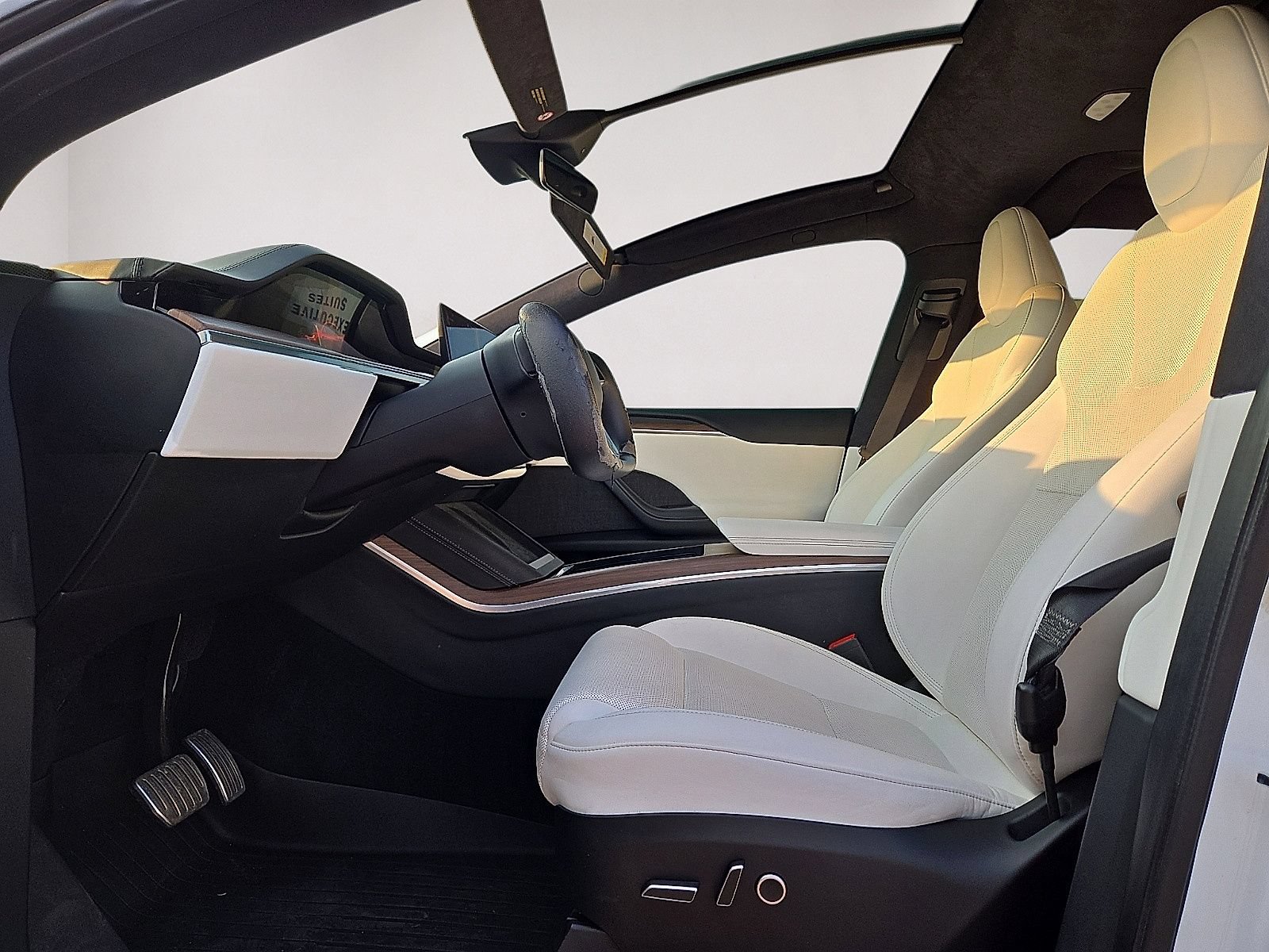 Used 2022 Tesla Model X AWD/4WD image 22