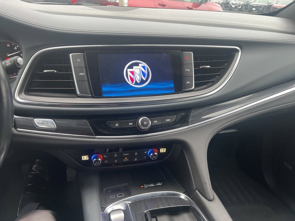 Used 2022 Buick Enclave Premium w/ Surround and Sites Package image 10