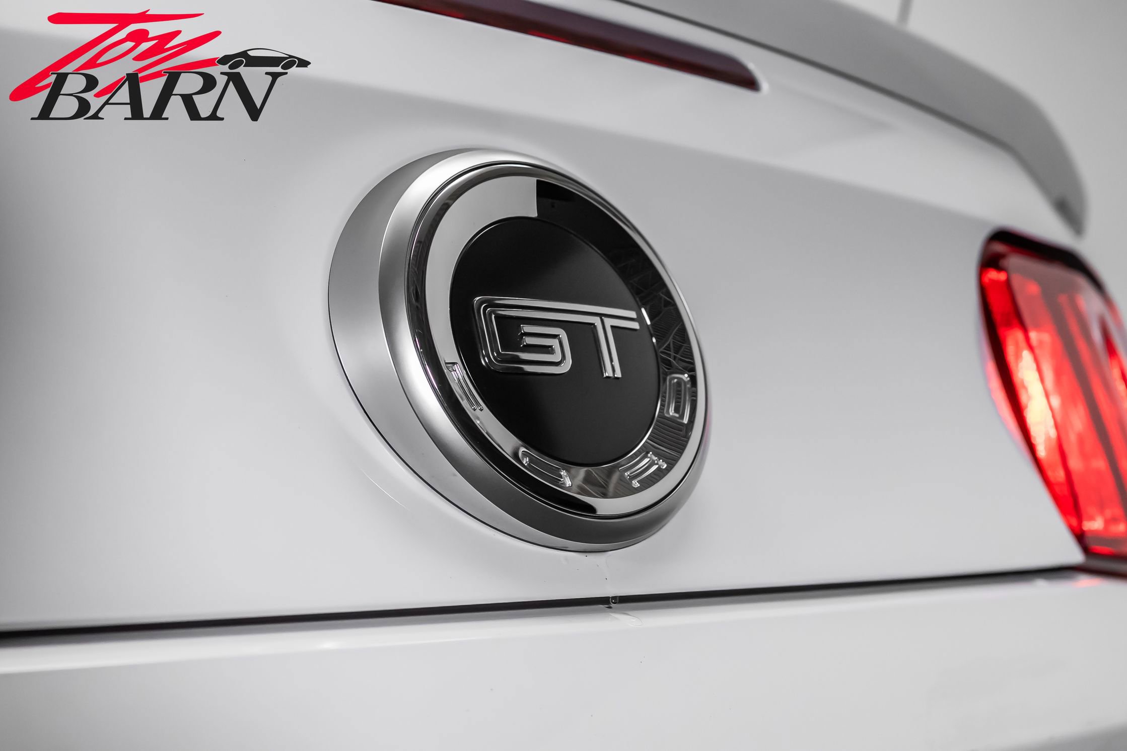 Used 2012 Ford Mustang GT Premium image 12