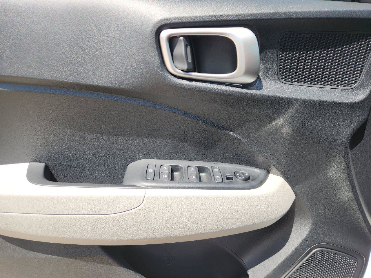 New 2026 Hyundai Venue SEL FWD image 22
