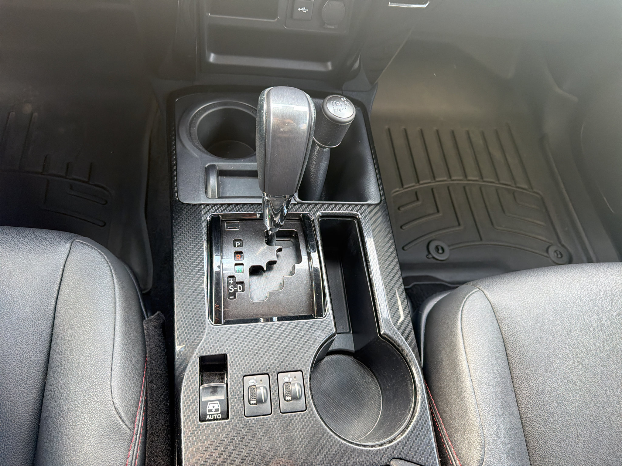 Used 2020 Toyota 4Runner Venture AWD/4WD image 26