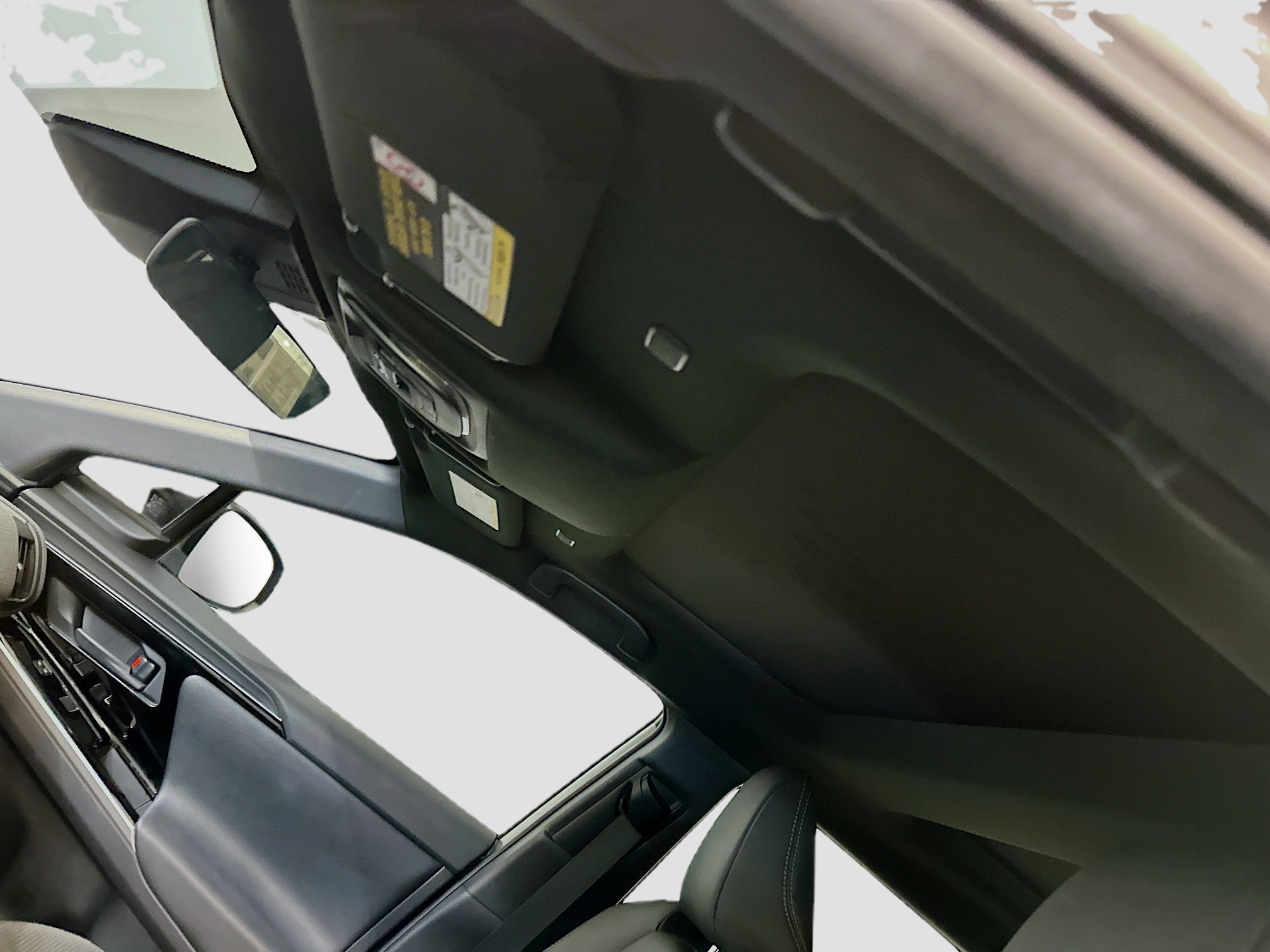 Used 2024 Toyota bZ4X XLE image 27