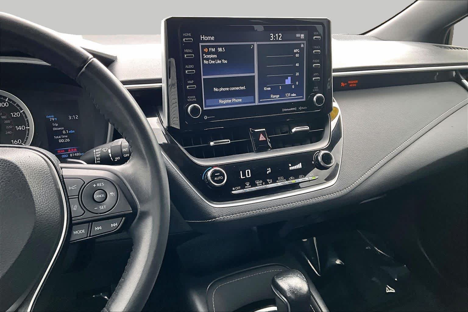 Certified 2022 Toyota Corolla SE w/ SE Preferred Package FWD image 6
