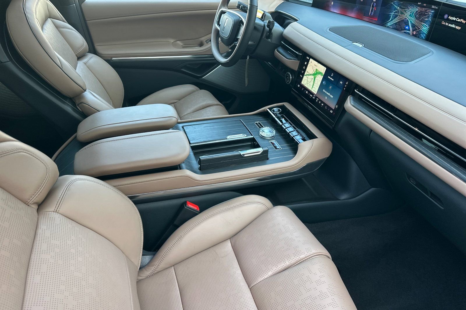 New 2026 Lincoln Navigator Black Label image 16