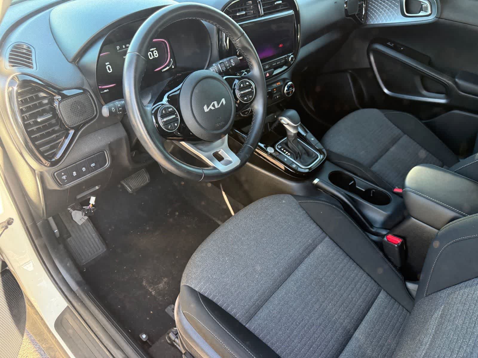 Used 2023 Kia Soul EX FWD image 14