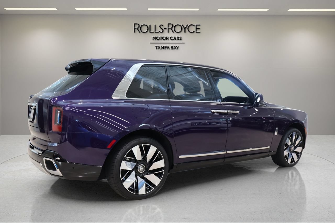 New 2026 Rolls-Royce Cullinan AWD/4WD image 2