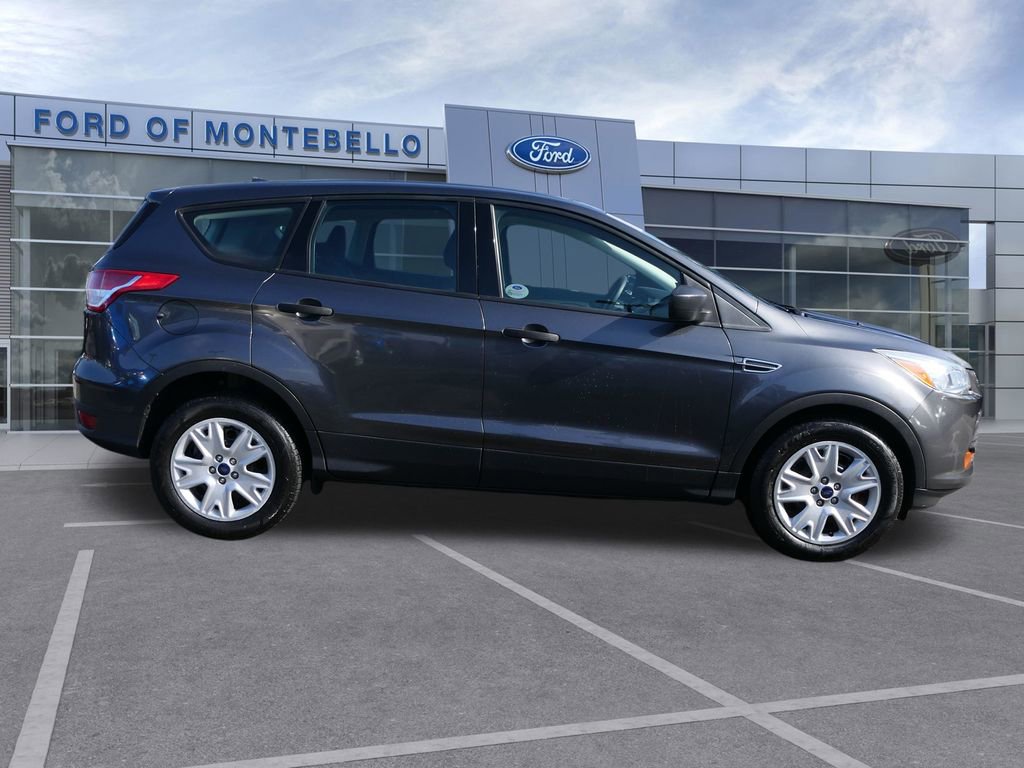 Used 2016 Ford Escape S image 2