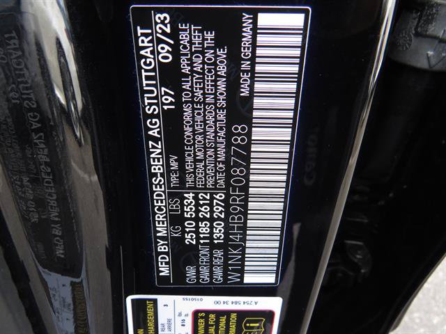 Used 2024 Mercedes-Benz GLC 300 4MATIC image 7
