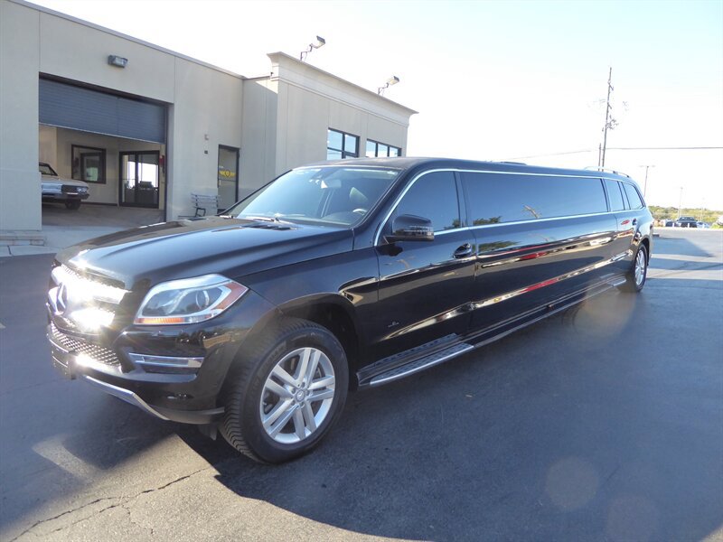 Used 2013 Mercedes-Benz GL 450 4MATIC image 3