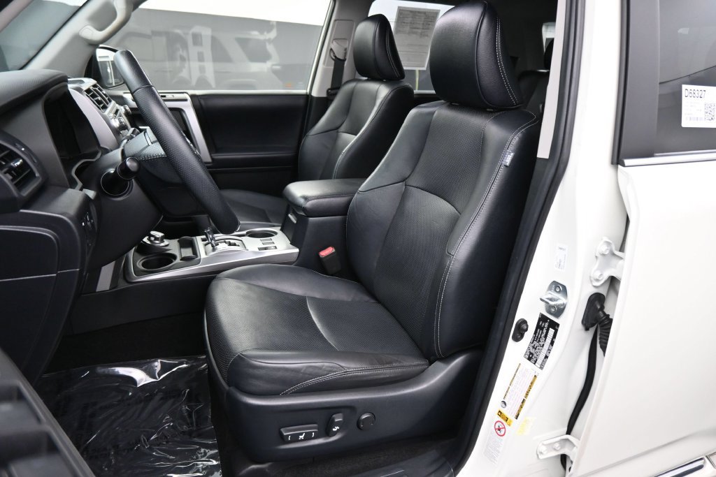 Used 2018 Toyota 4Runner Limited AWD/4WD image 15
