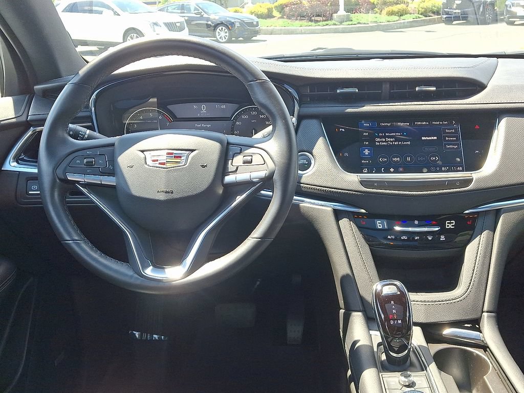 Certified 2024 Cadillac XT6 Luxury w/ LPO, Floor Liner Package AWD/4WD image 13