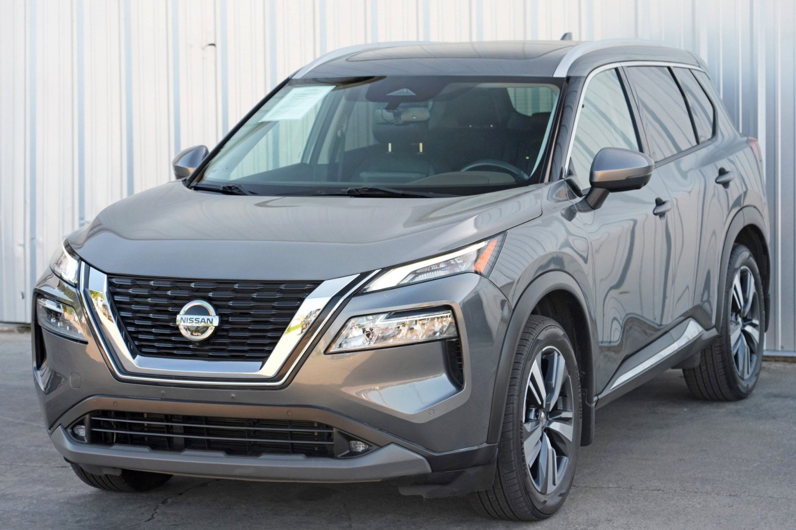 Used 2021 Nissan Rogue SL w/ Premium Package image 45