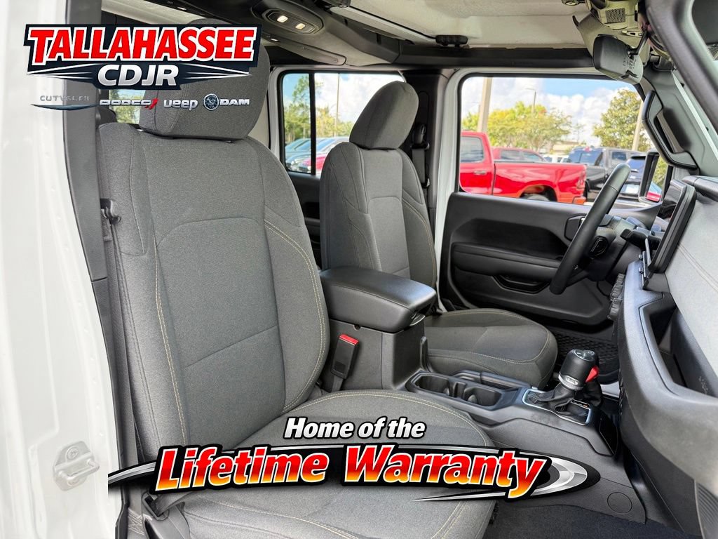 Used 2025 Jeep Gladiator Sport AWD/4WD image 30