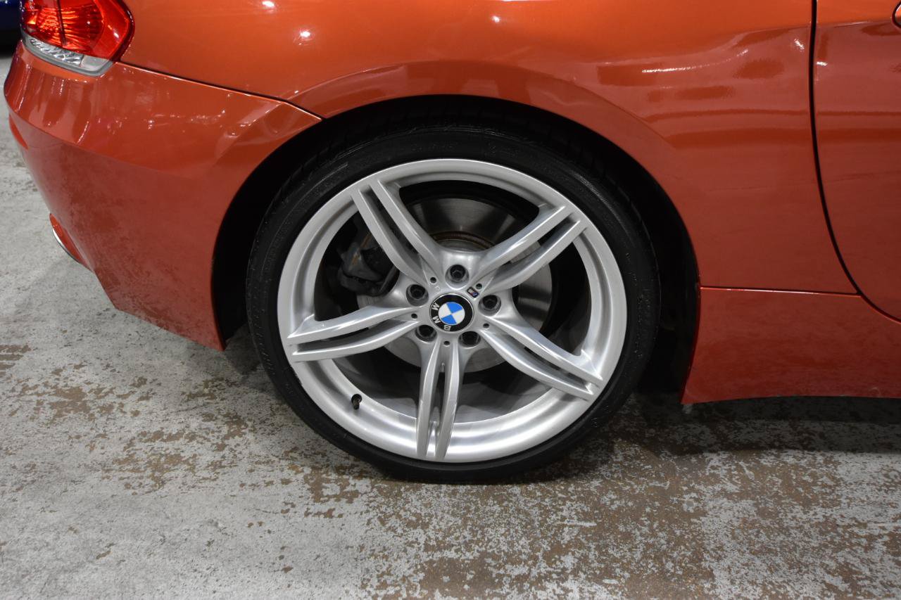 Used 2015 BMW Z4 sDrive35is RWD image 53