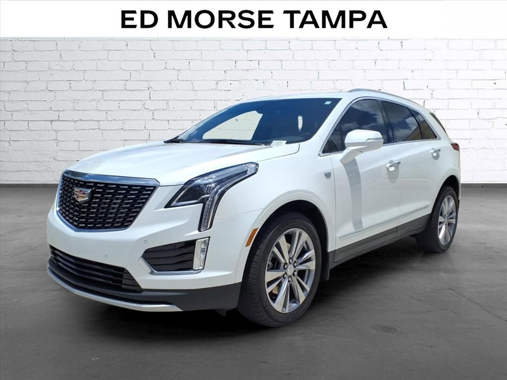 Certified 2024 Cadillac XT5 Premium Luxury FWD image 1