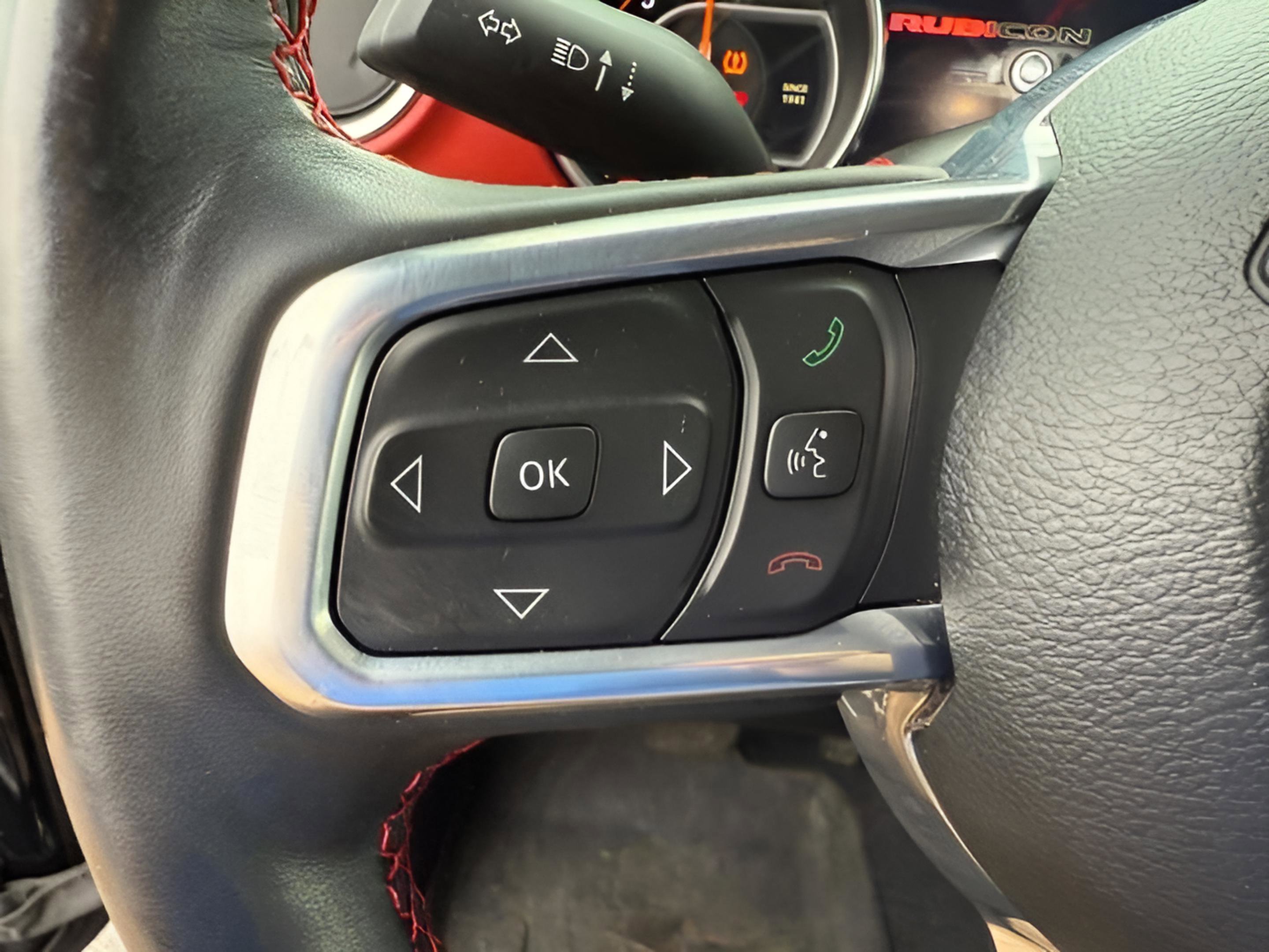 Certified 2023 Jeep Gladiator Rubicon w/ Cold Weather Group AWD/4WD image 20