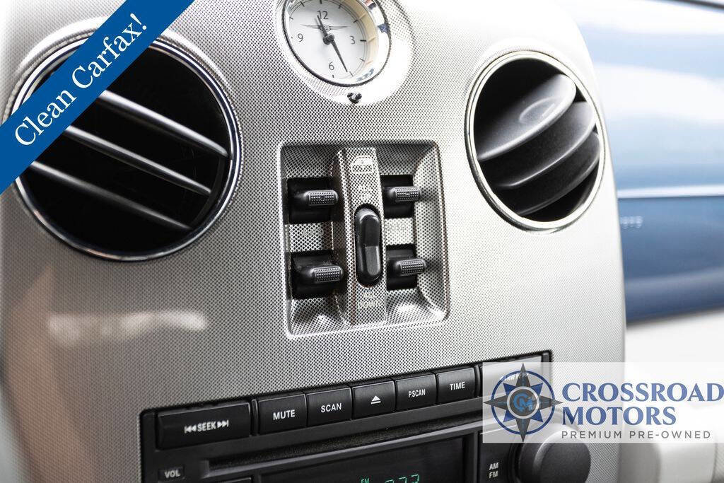 Used 2006 Chrysler PT Cruiser GT image 23