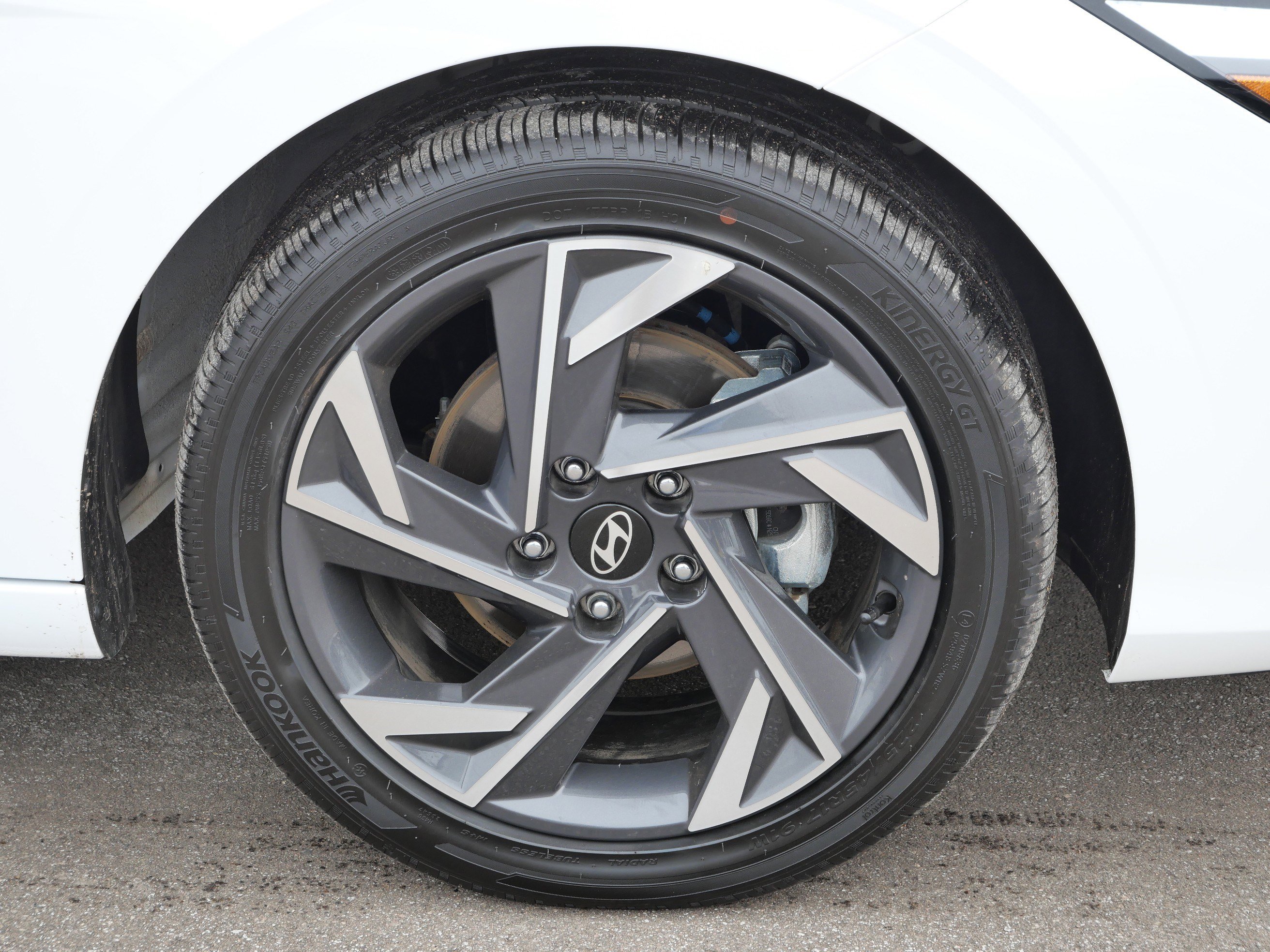 Used 2025 Hyundai Elantra SEL image 15