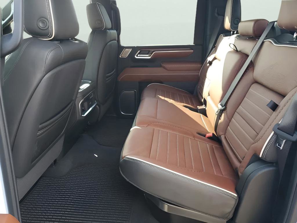 New 2026 GMC Sierra 3500 Denali Ultimate image 24