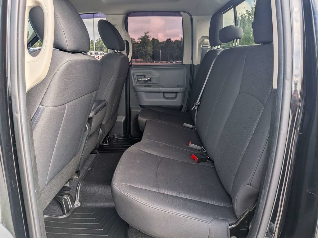 Used 2019 RAM 1500 Warlock AWD/4WD image 13