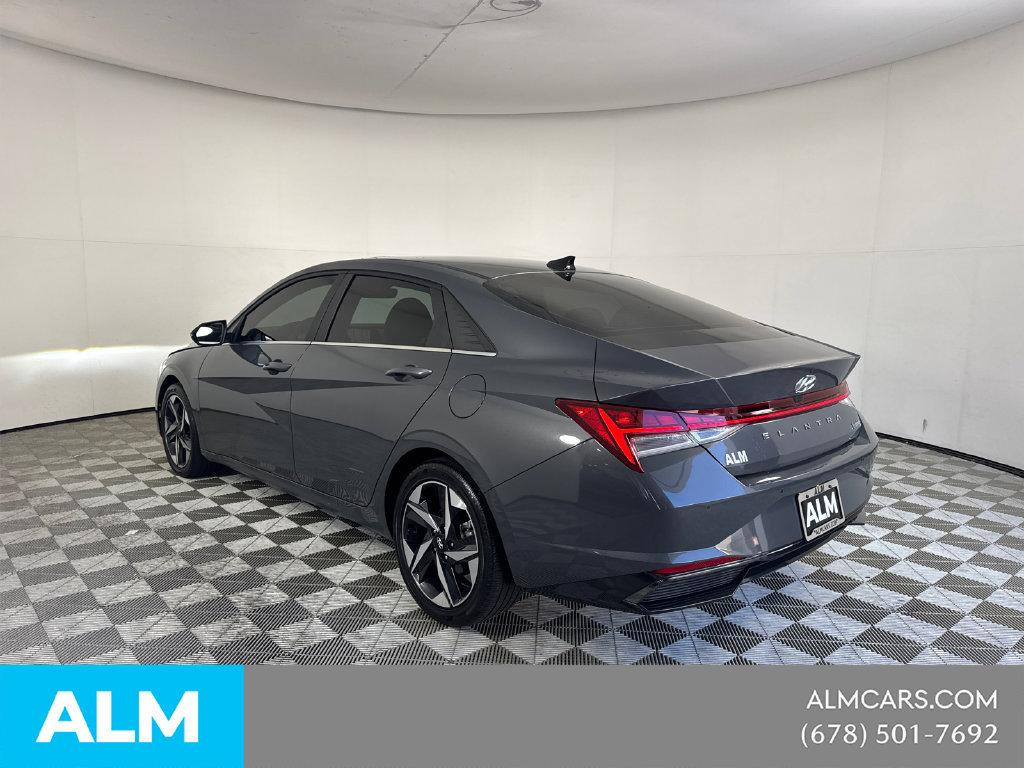 Used 2023 Hyundai Elantra Limited FWD image 8