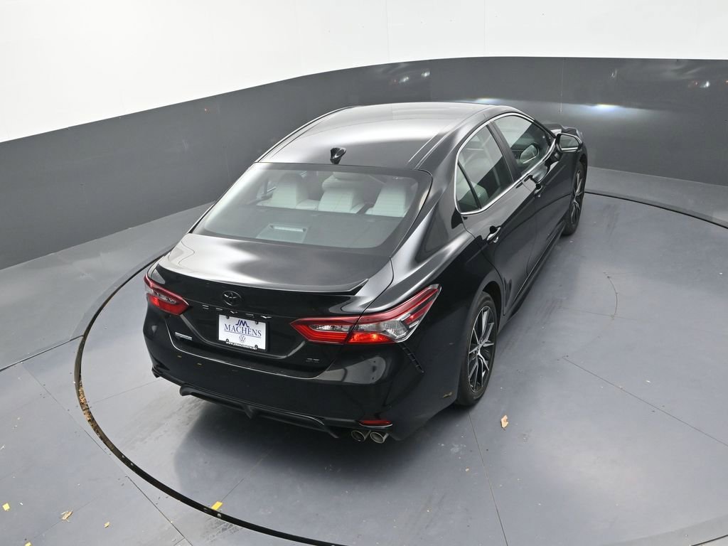 Used 2024 Toyota Camry SE w/ Cold Weather Package image 20