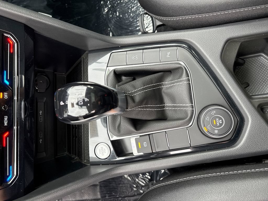New 2026 Volkswagen Taos SE AWD/4WD image 21