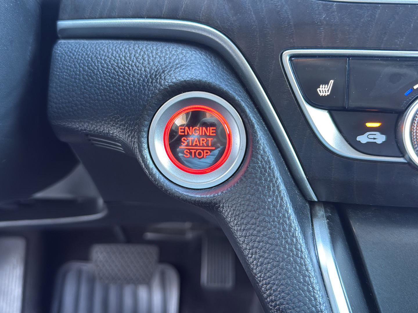 Used 2019 Honda Accord EX image 26