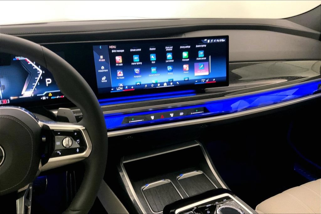 Certified 2023 BMW 760i xDrive w/ Executive Package AWD/4WD image 5