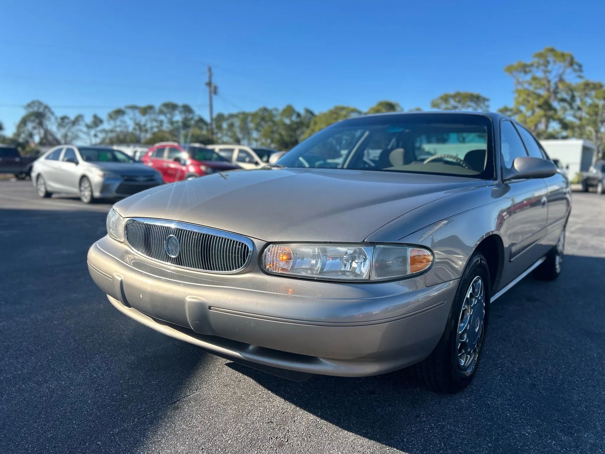 Used 2001 Buick Century Custom w/ Special Edition Pkg image 5