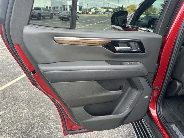 New 2026 Chevrolet Tahoe High Country image 25