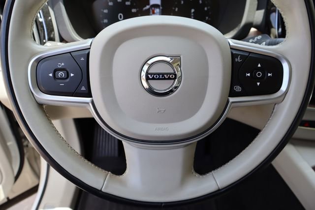 Used 2021 Volvo XC60 T5 Momentum w/ Advanced Package FWD image 13